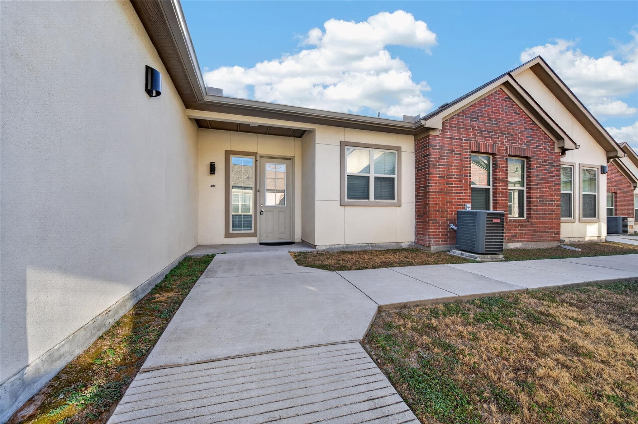 2400 Louis Henna Blvd #209