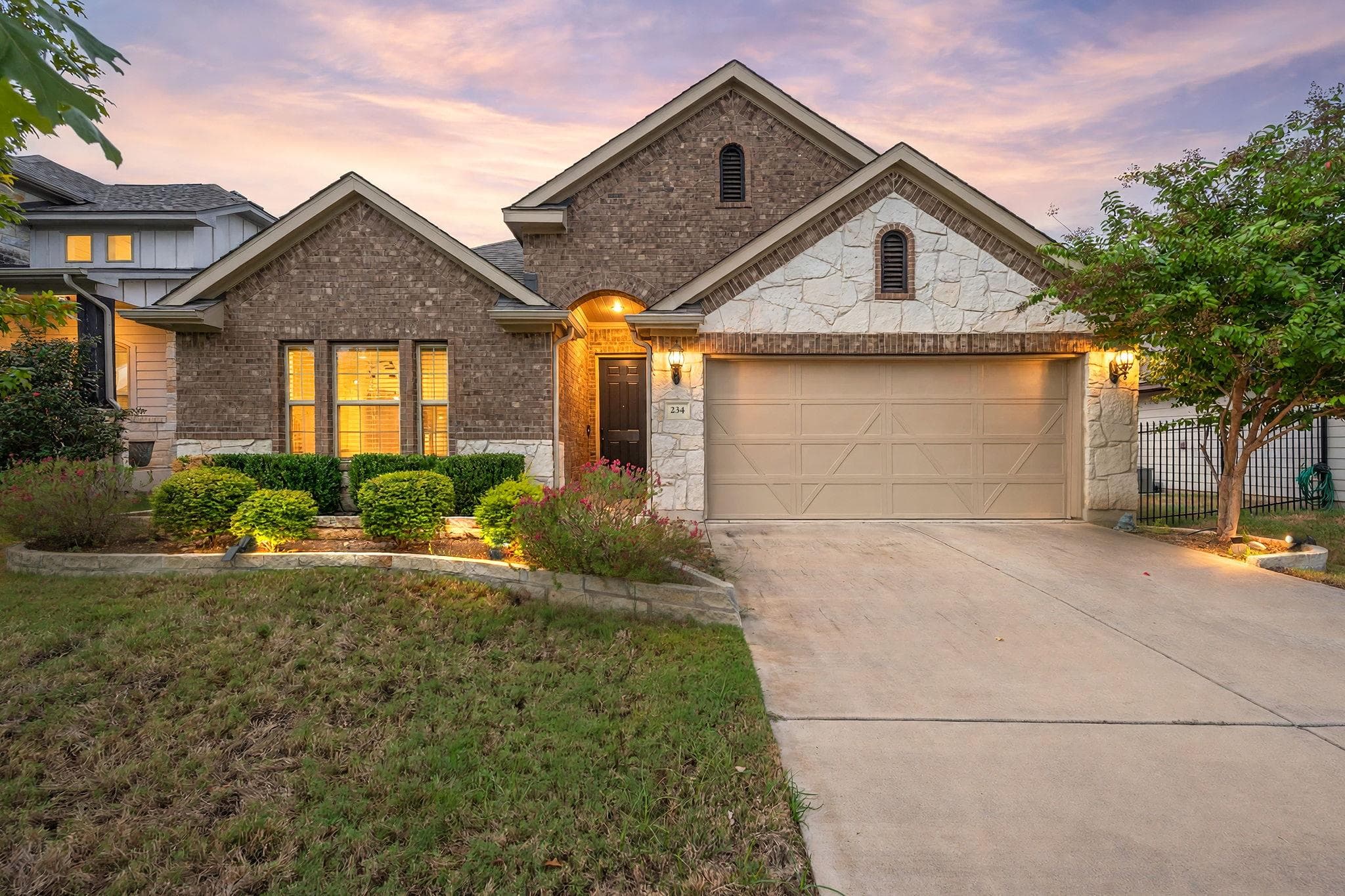 234 Freeman Ranch St