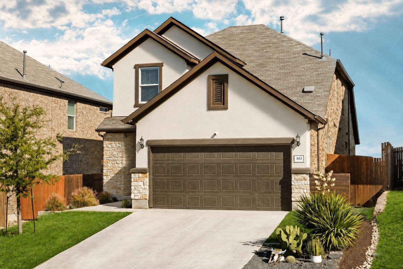 862 Pepperbark Loop