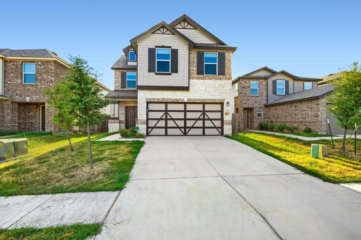 14220 James Buchanan St