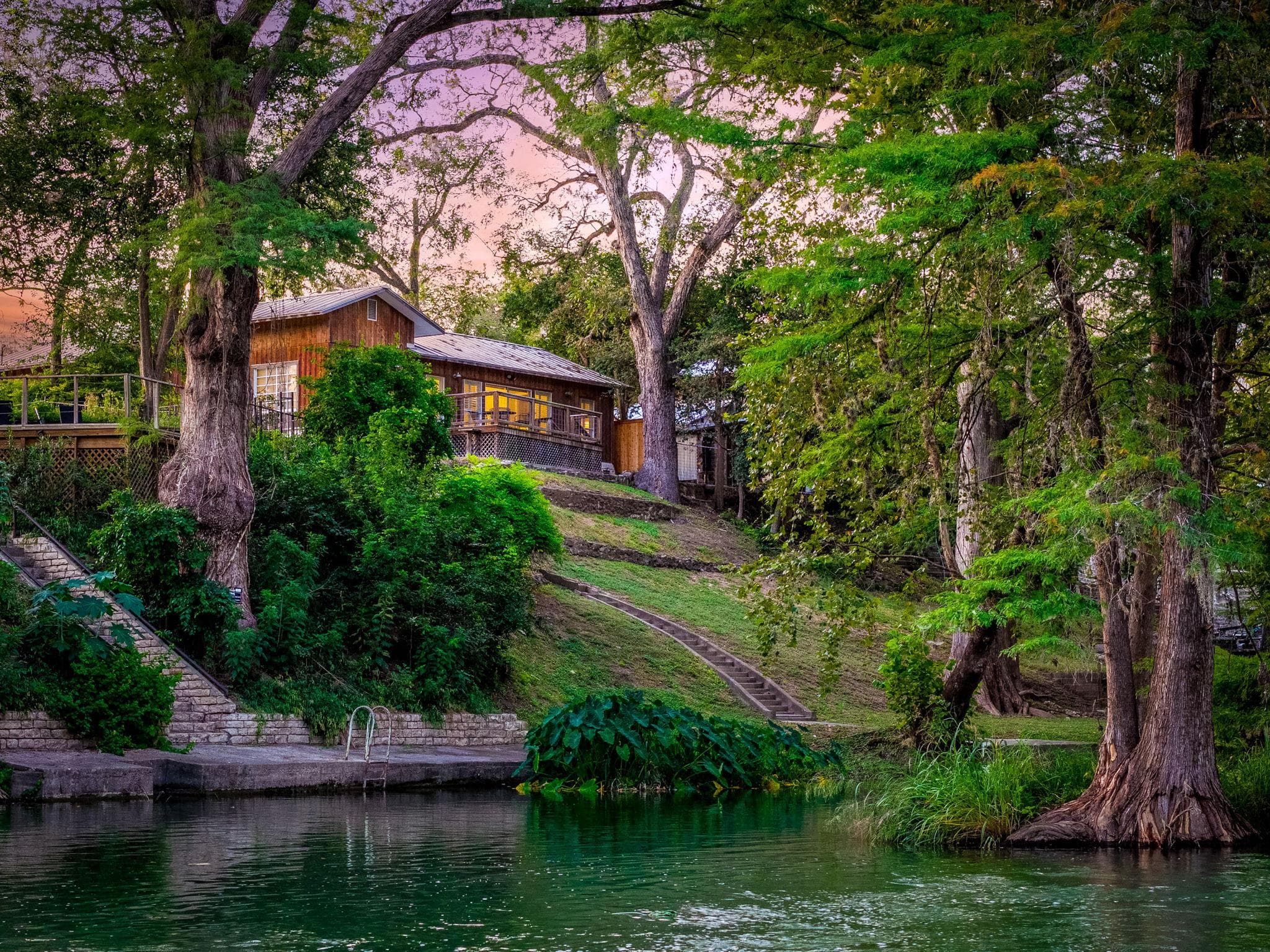2221 GRUENE RD Rd