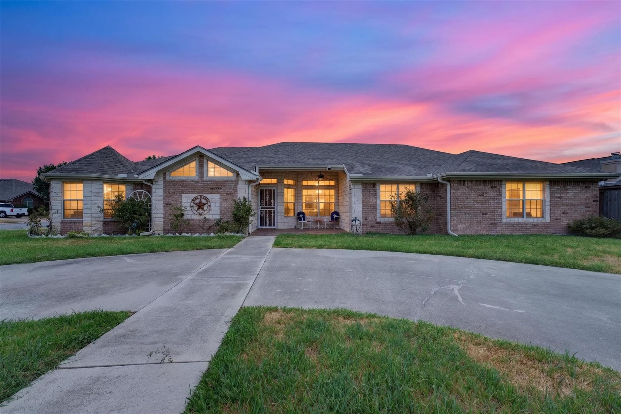 3000 Phoenix Dr