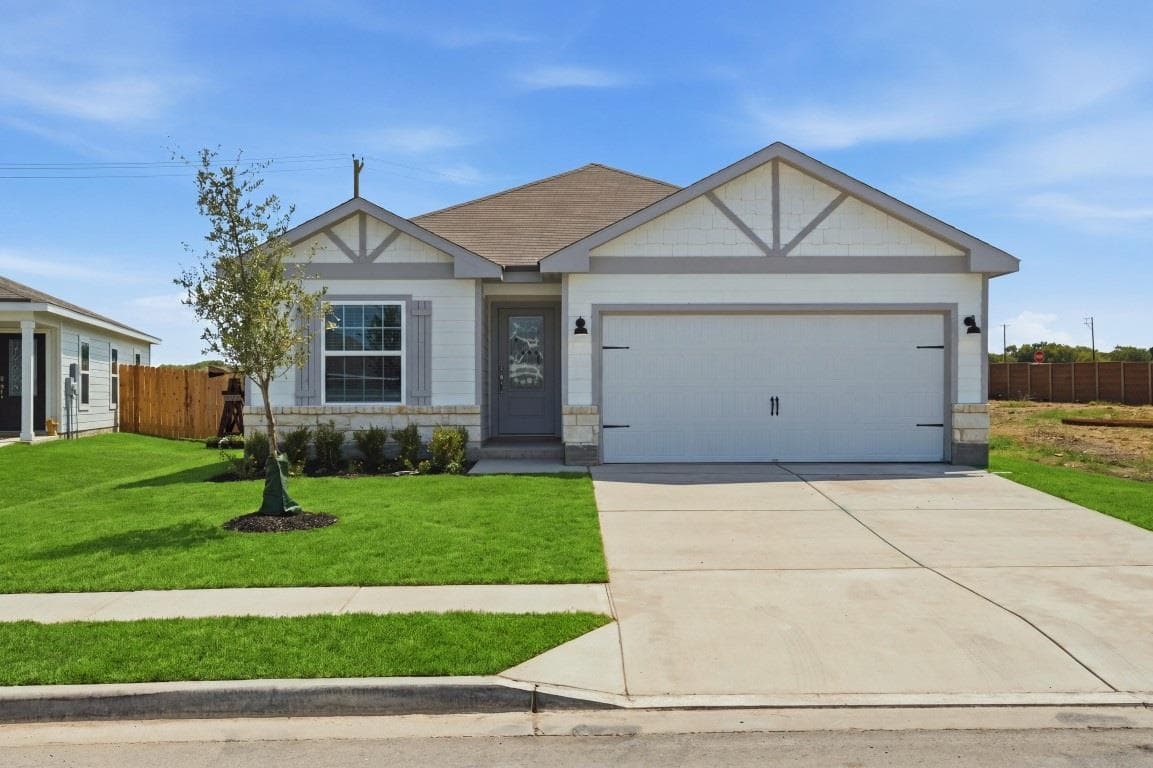 217 W Luna Blue Ln