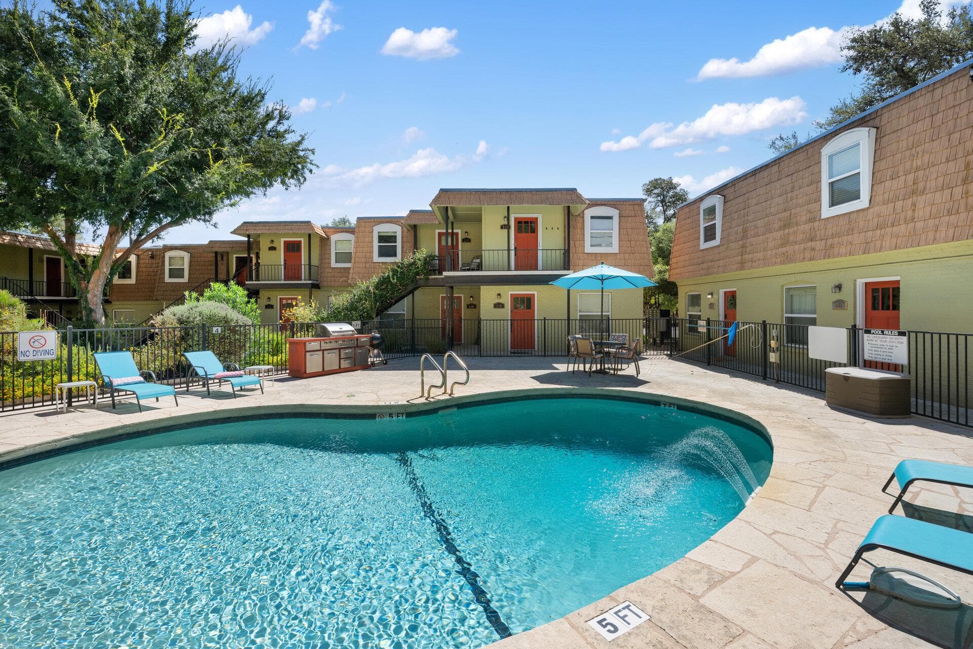 1500 Eastside Dr #101
