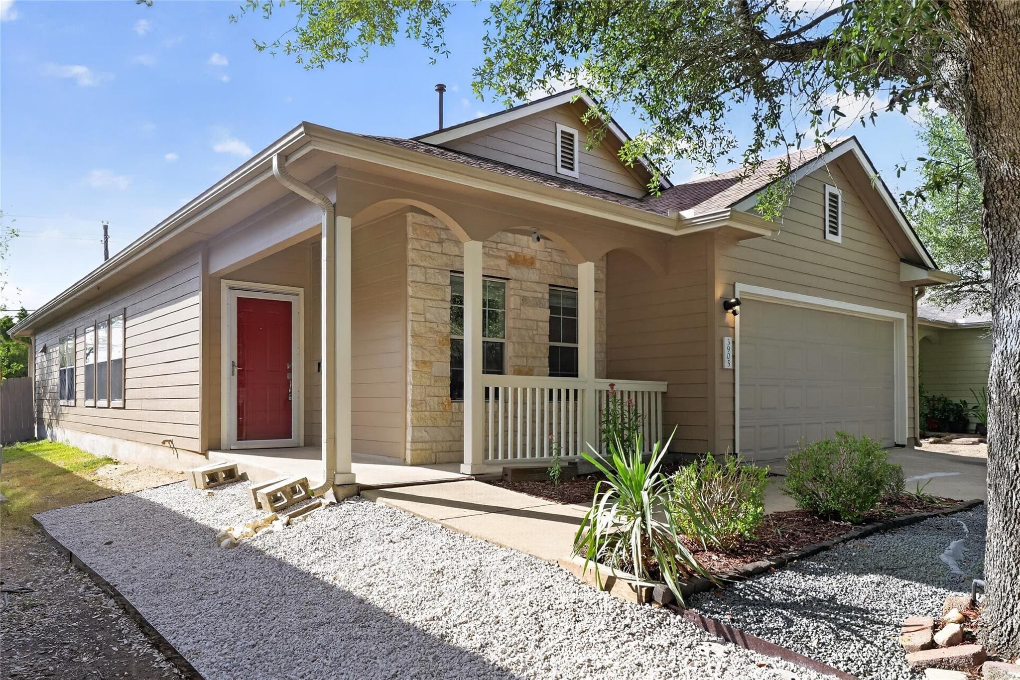 3905 Bronco Bend Loop