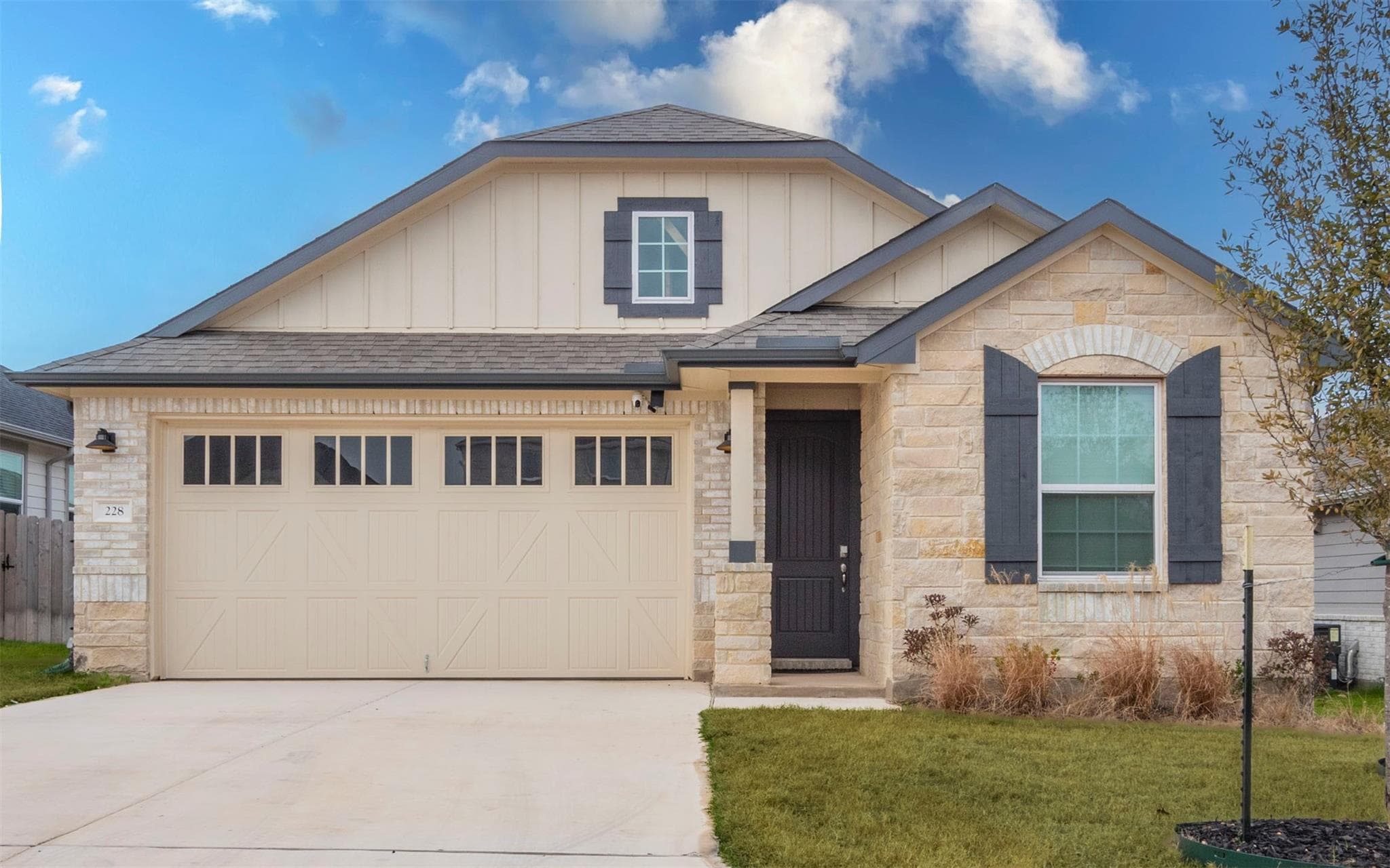 228 Citation Dr