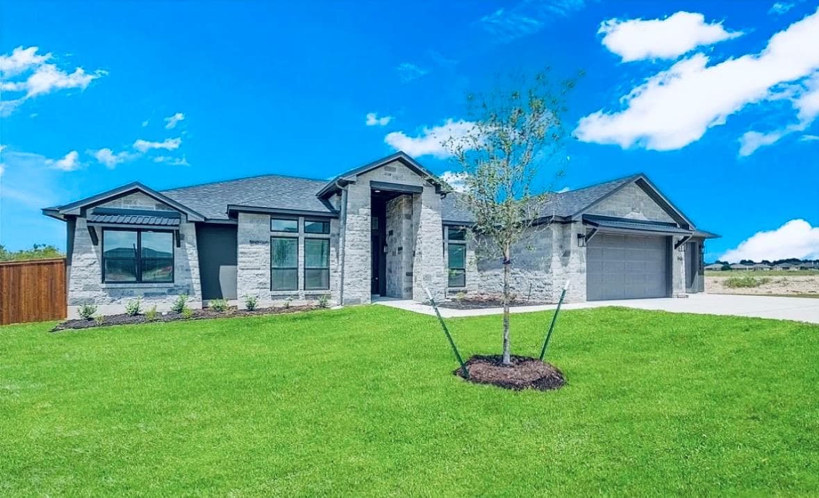 2054 Gray Fox Dr