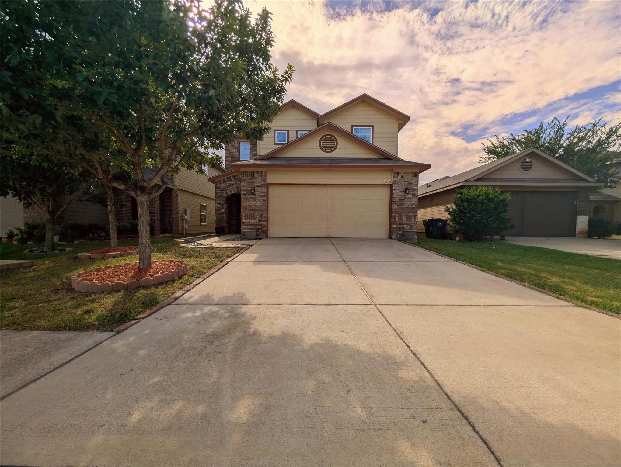 3508 Wickham Ln