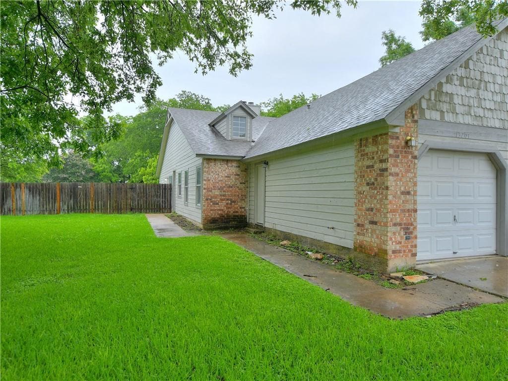 13207 Saxby Ct