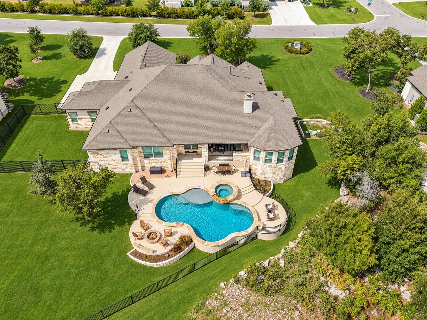 3508 Elm Ridge Dr