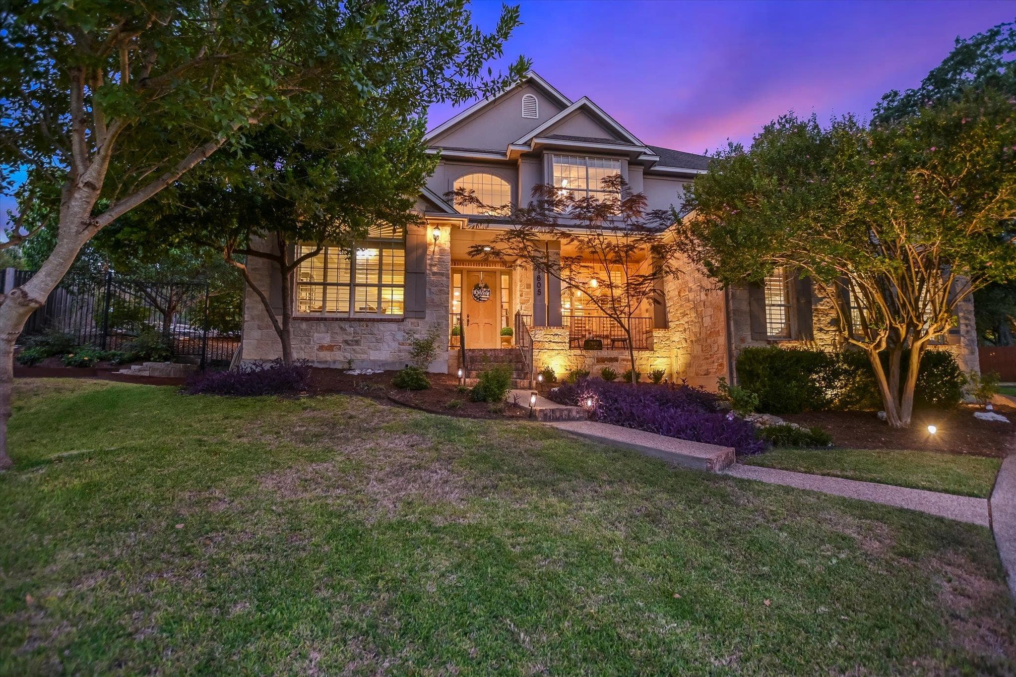 1805 Allium Dr