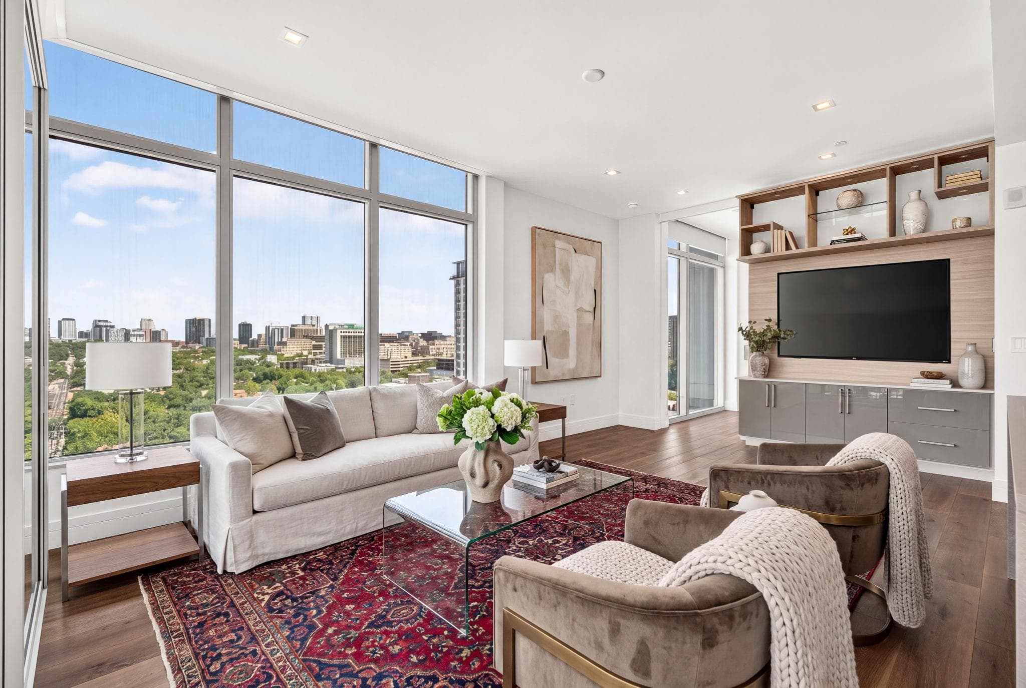 501 West Ave #1504