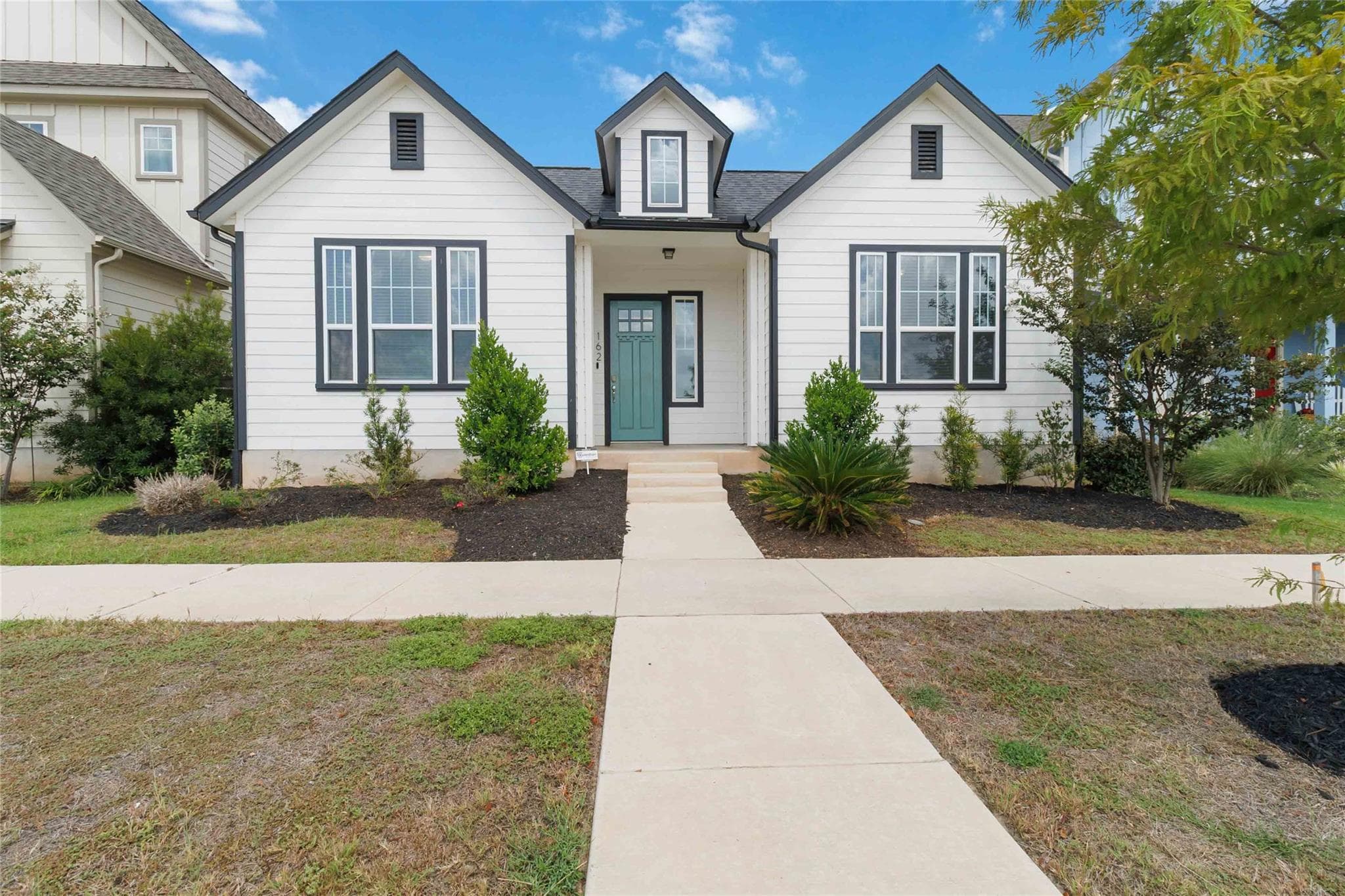 162 Adelton Blvd