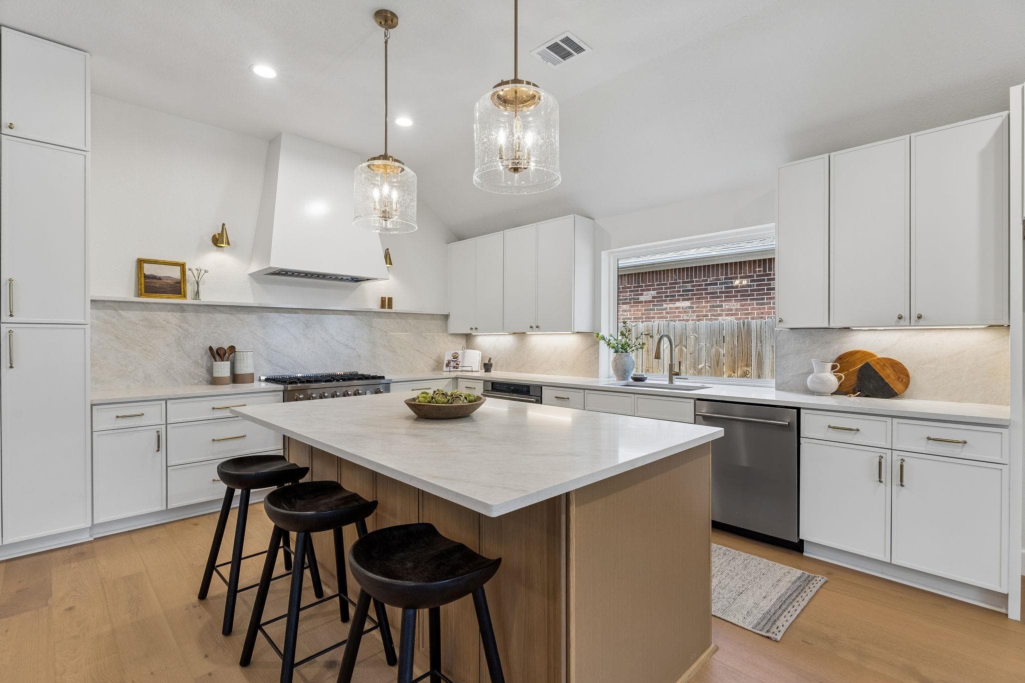 11205 Readvill Ln