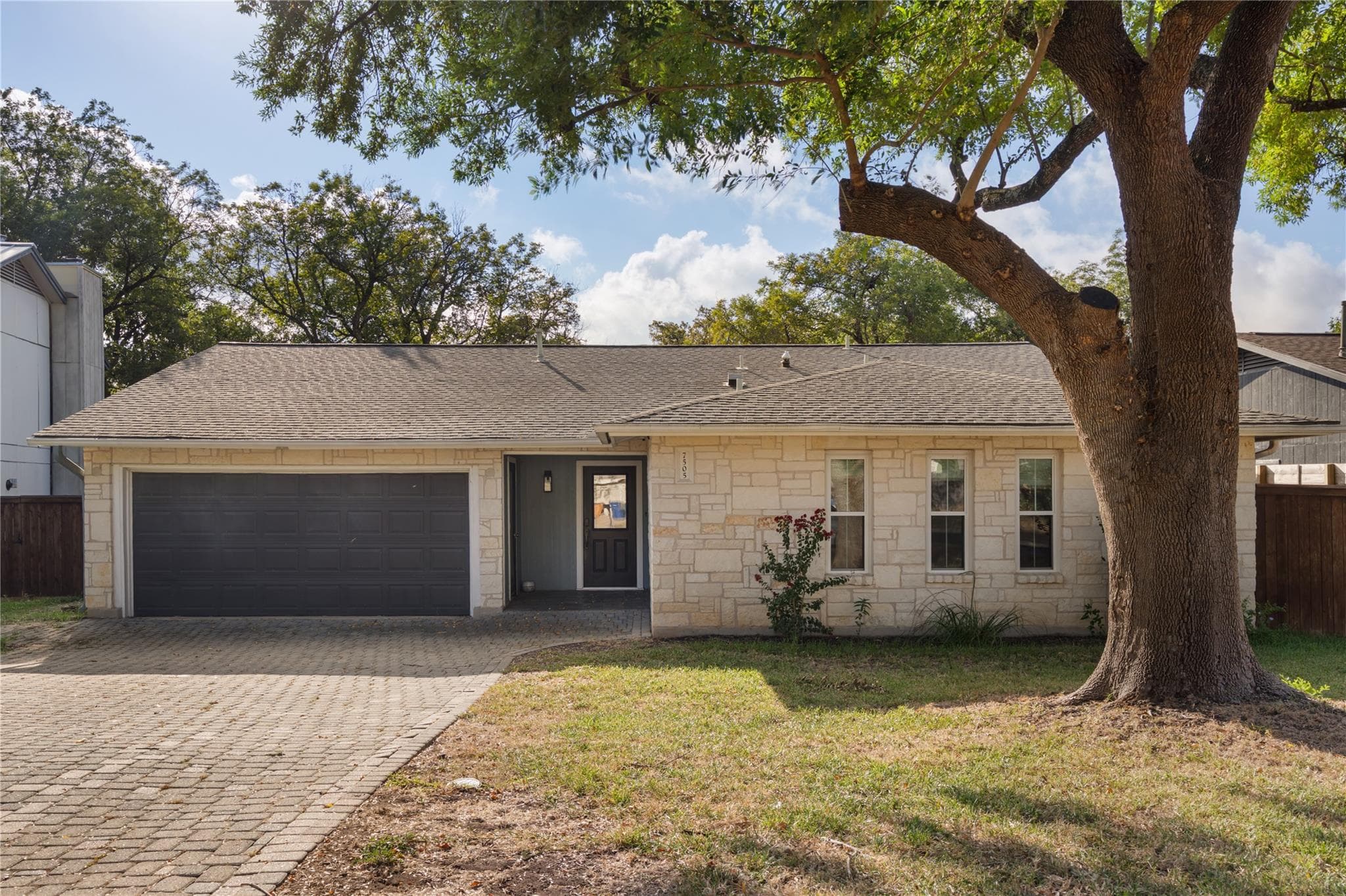 7505 Burly Oak Cir