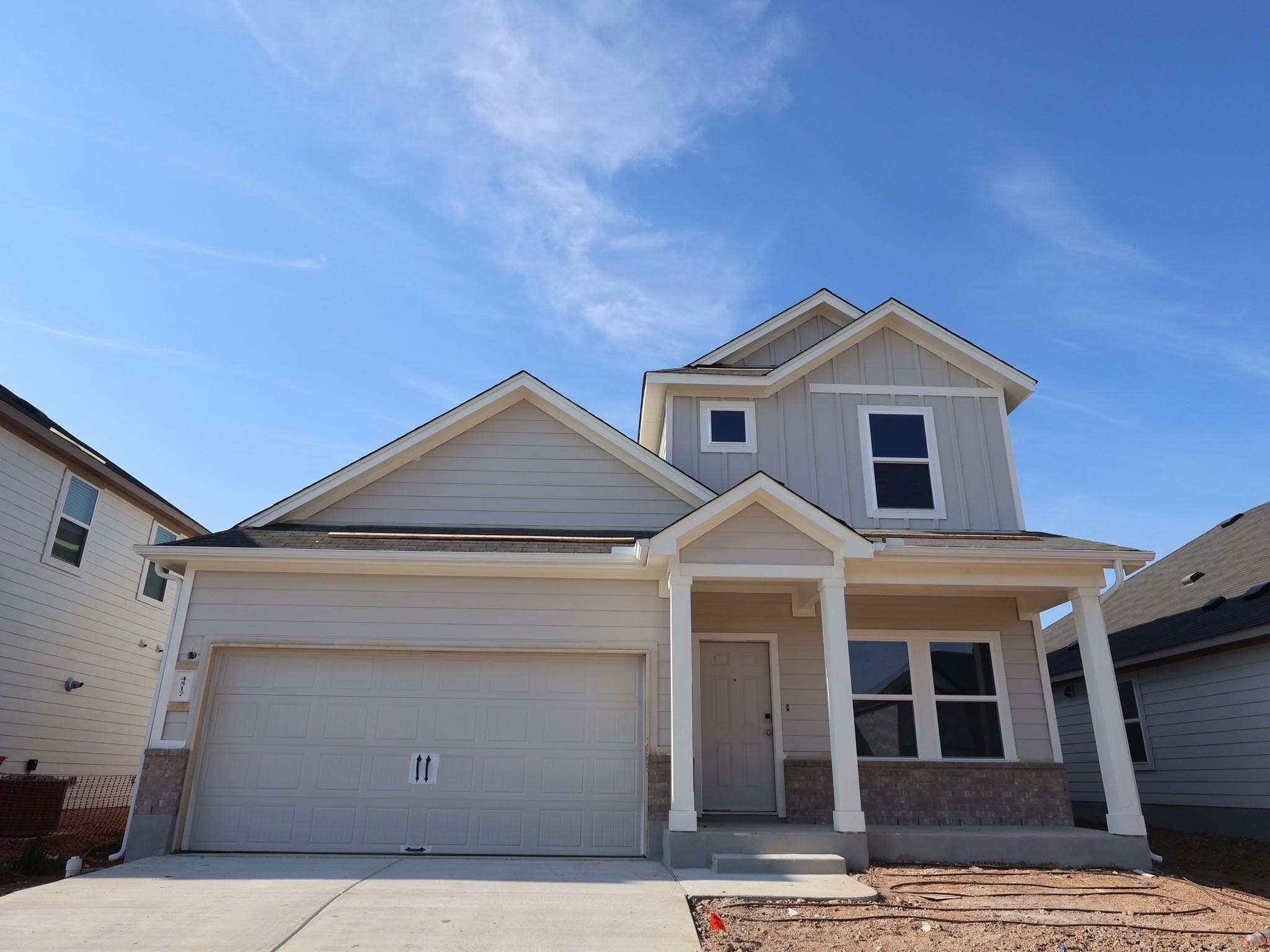 4517 Bridal Veil Dr