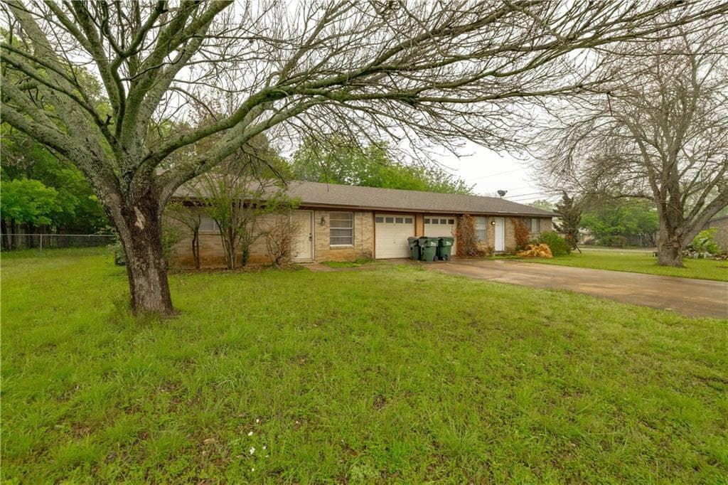 806 Judy Dr #B