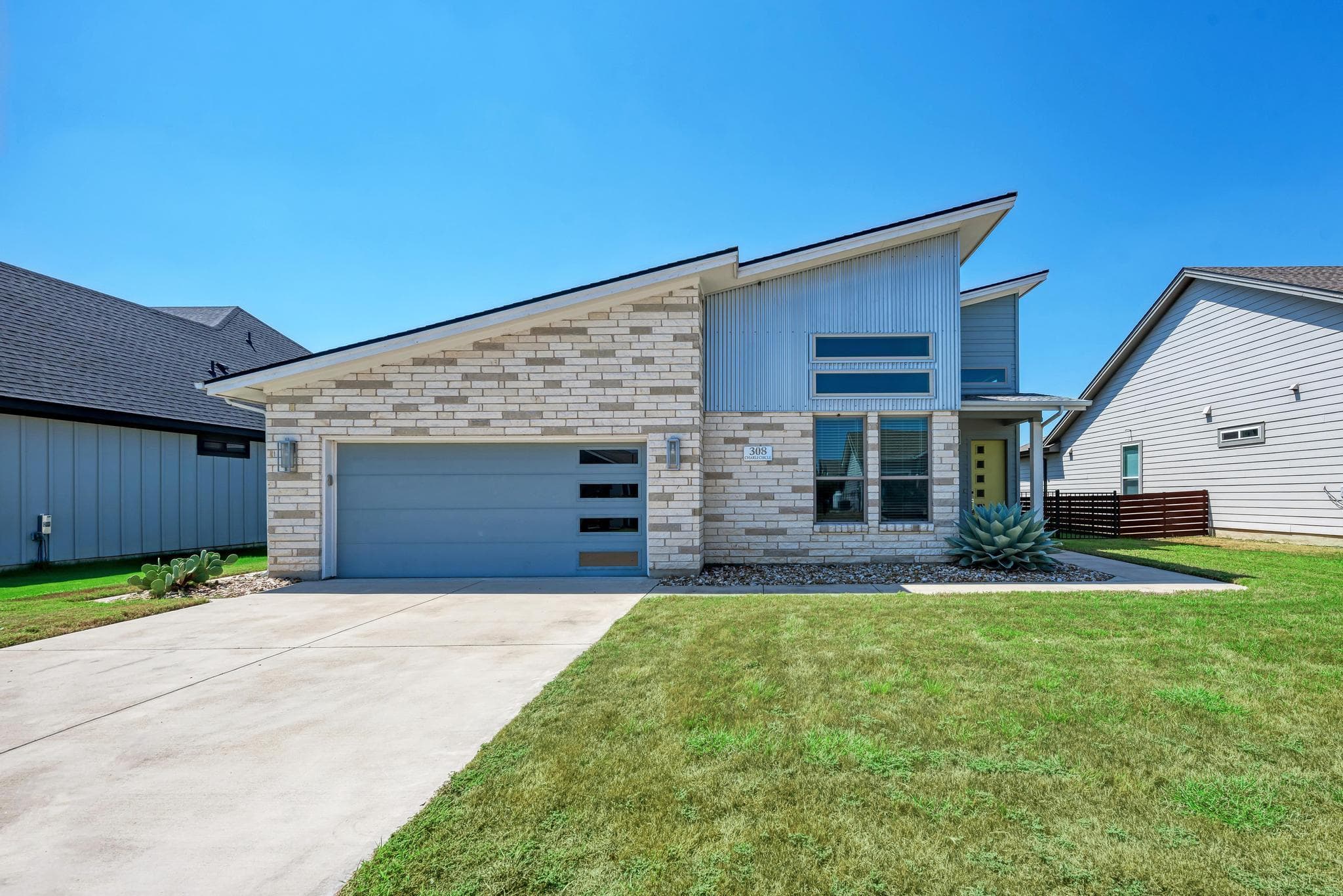 308 Charli Cir