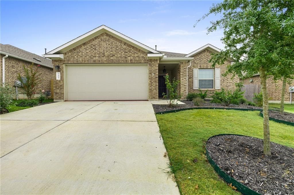 7405 Spring Ray Dr