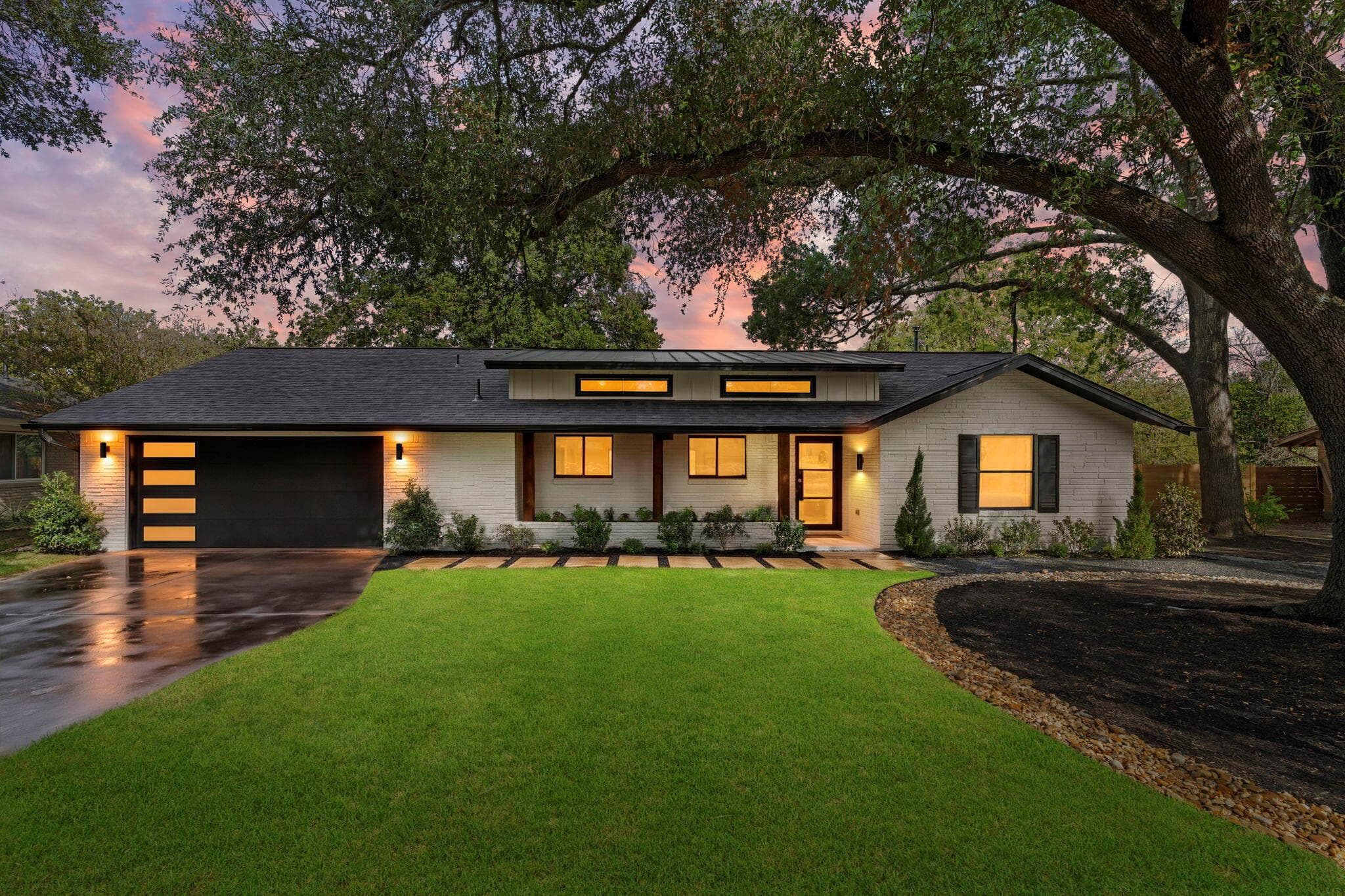 5703 Marilyn Dr
