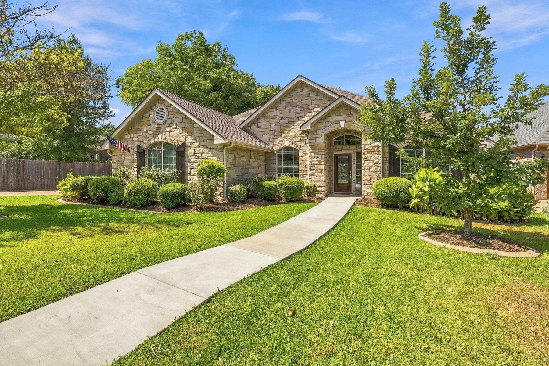 1349 River Forest Dr