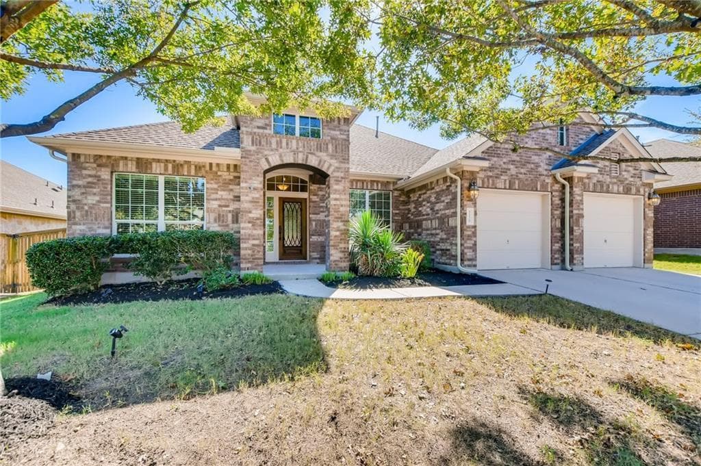 3329 Guadalajara St