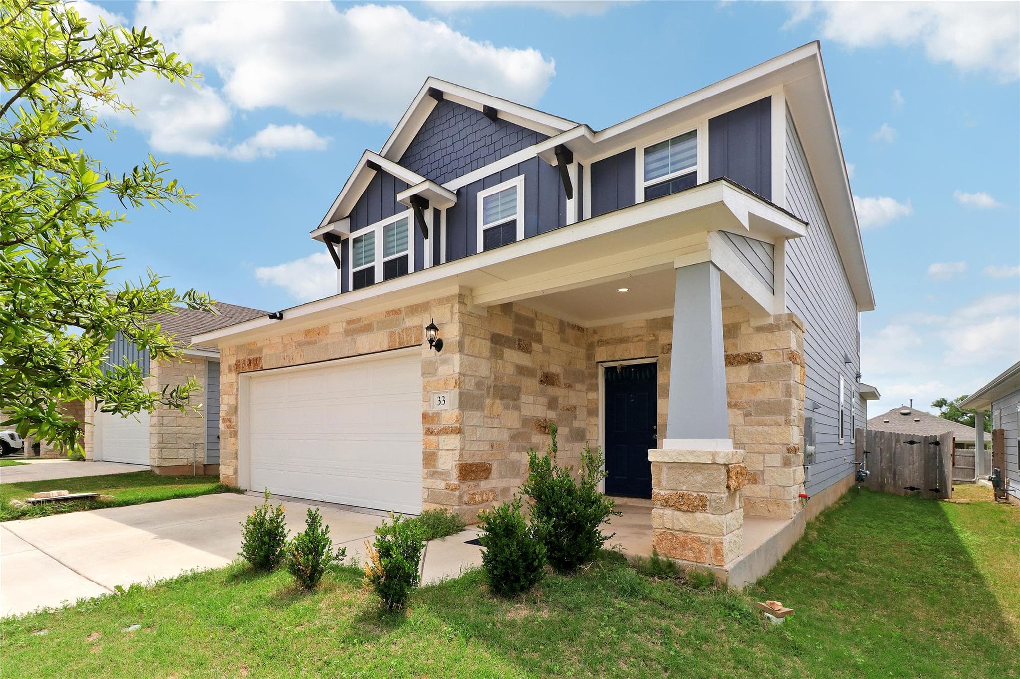33 Bent Trail Ln