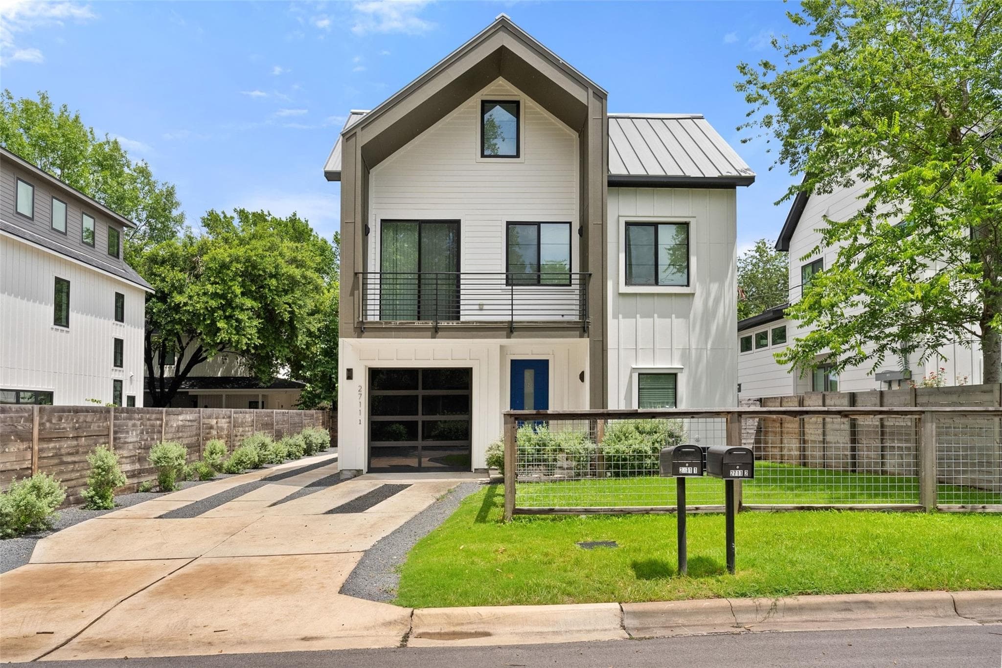 2711 Stacy Ln #1