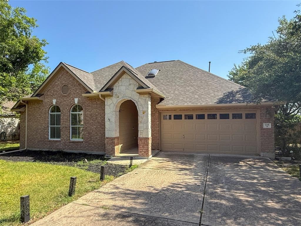 725 Botany Bay Cir