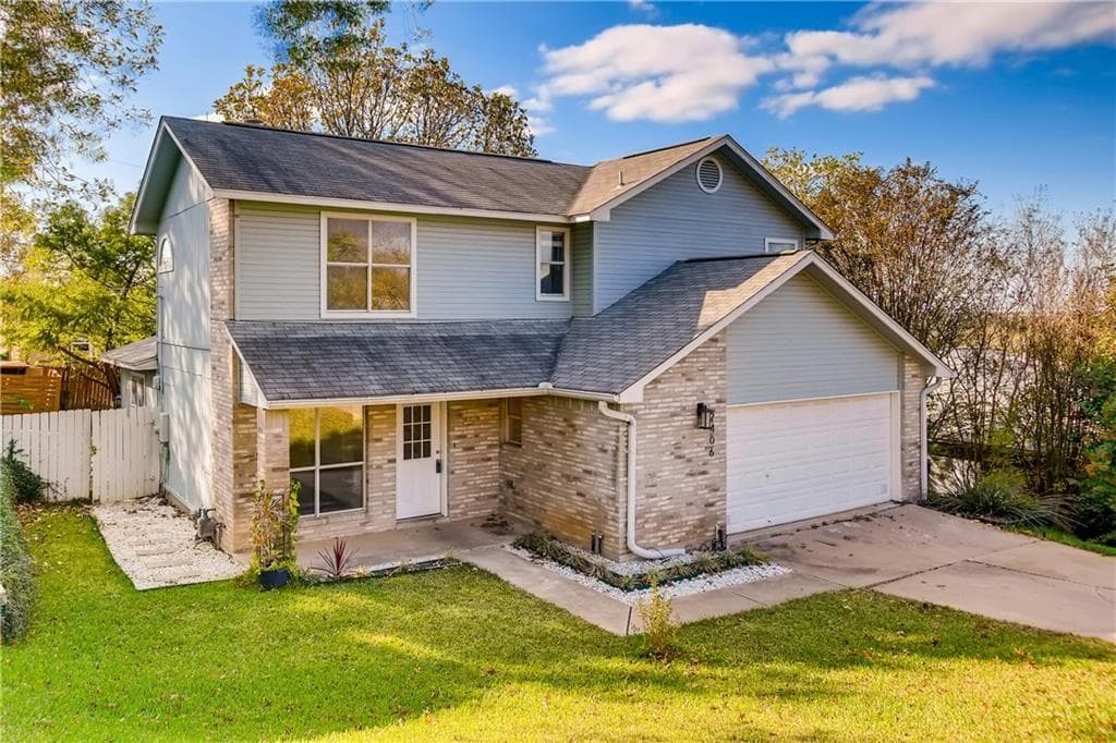 2406 Stirrup Dr
