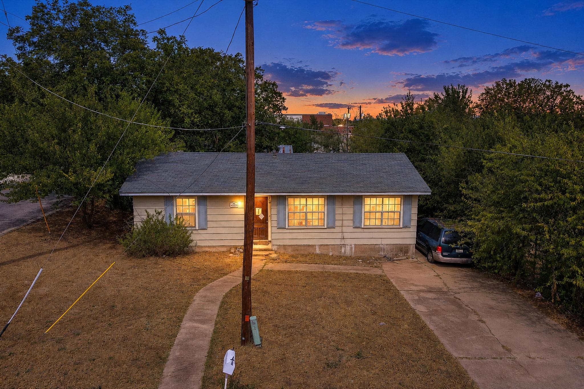 200 E Hoopes Ave
