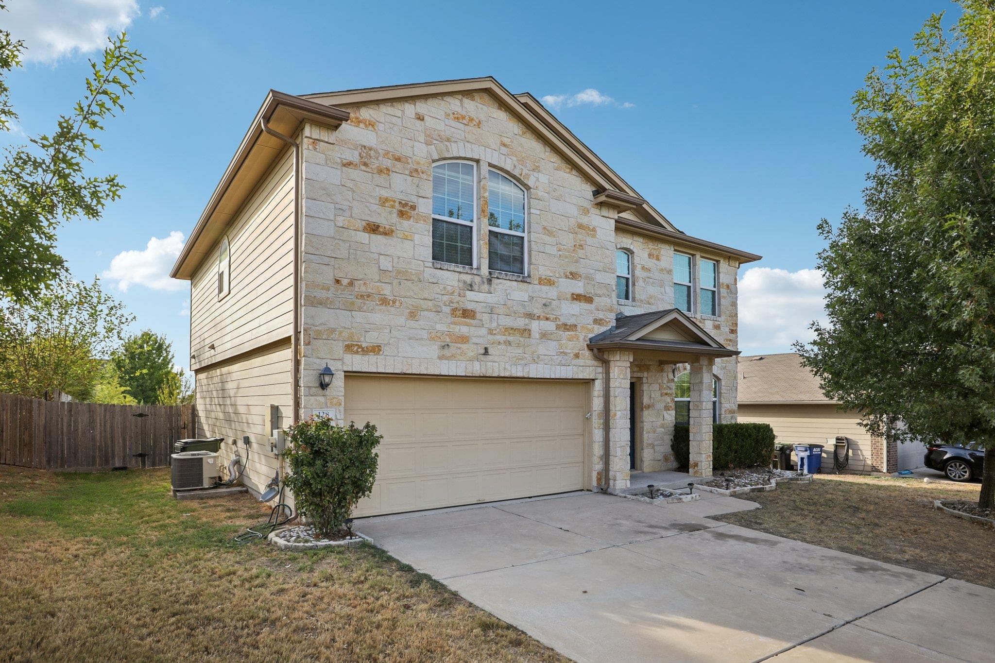 128 Leon River Loop