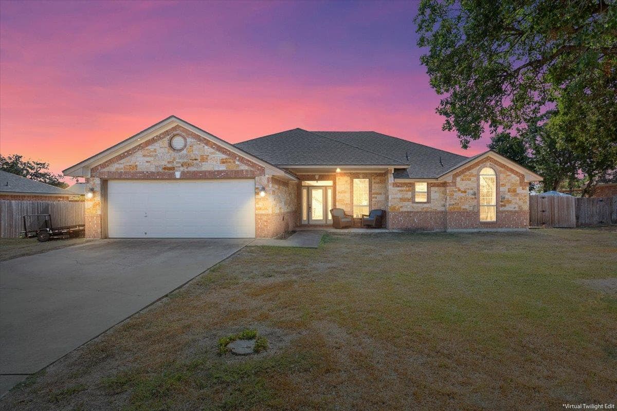 5890 Denmans Loop