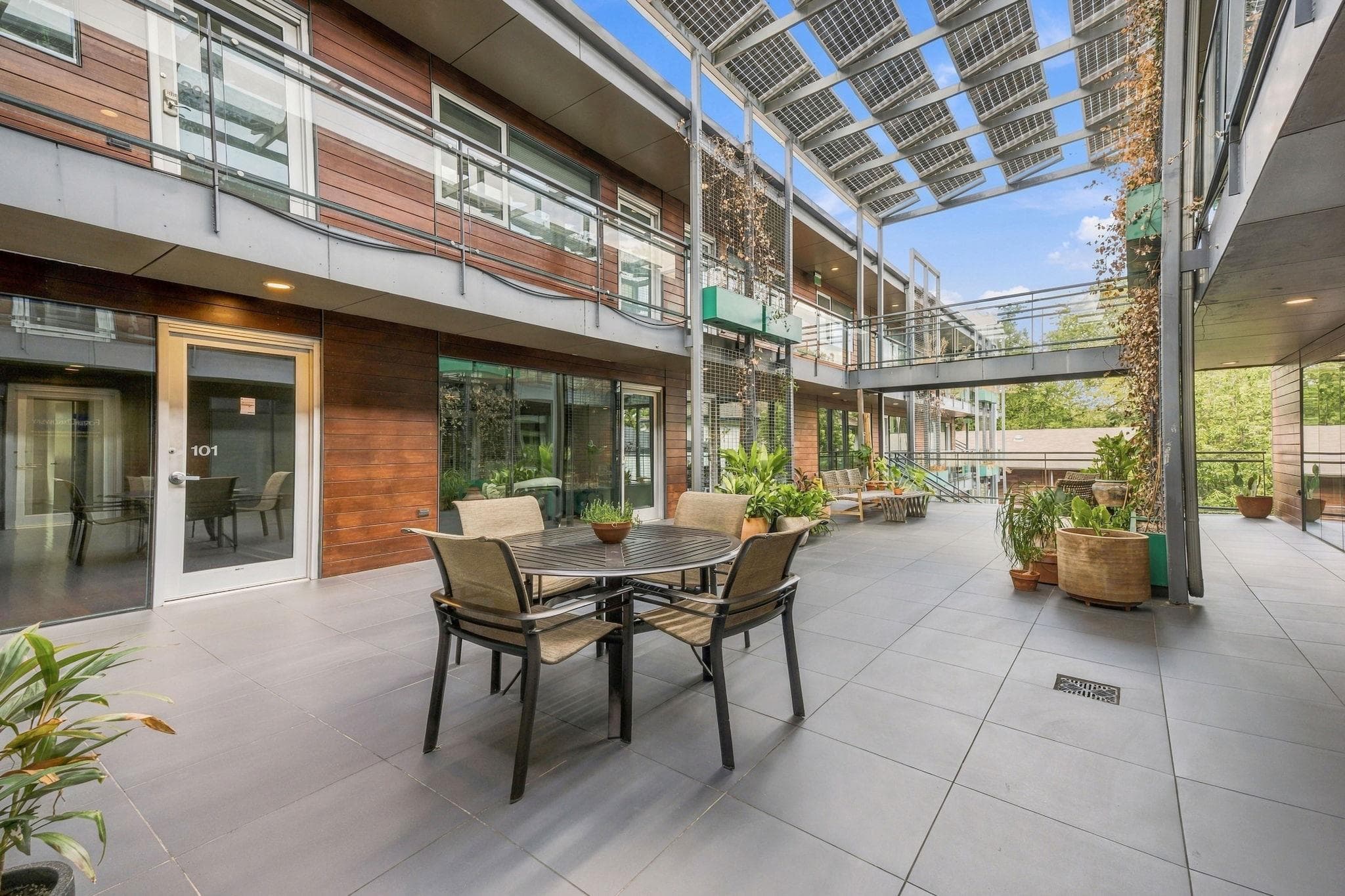 904 West Ave #201