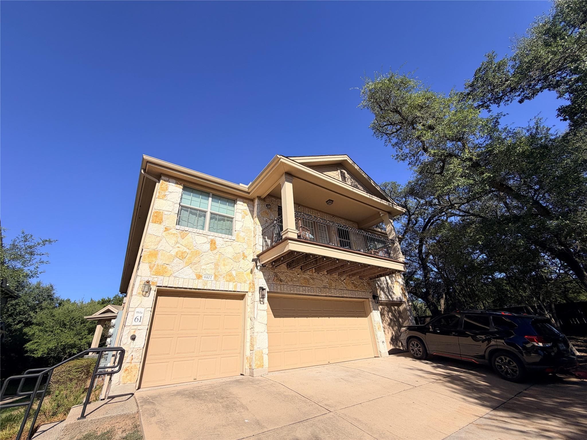 3101 Davis Ln #6102
