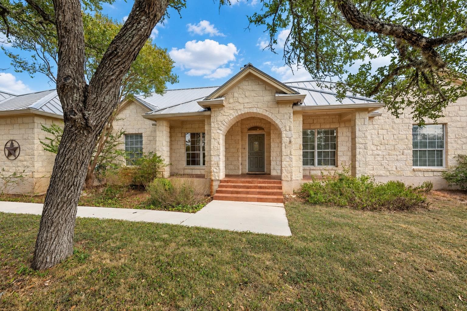 1211 Quail Ridge Dr