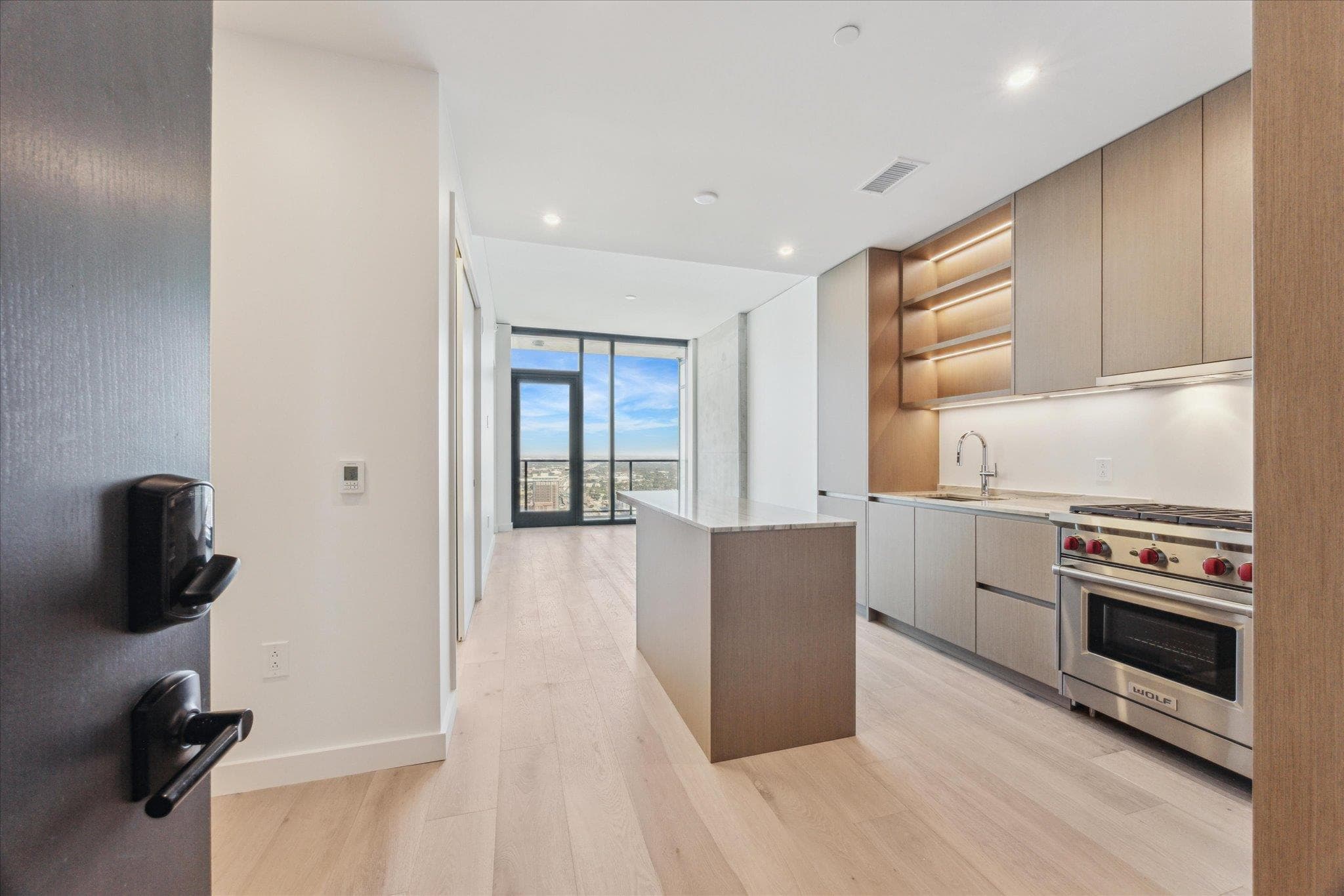 610 Davis St #5006