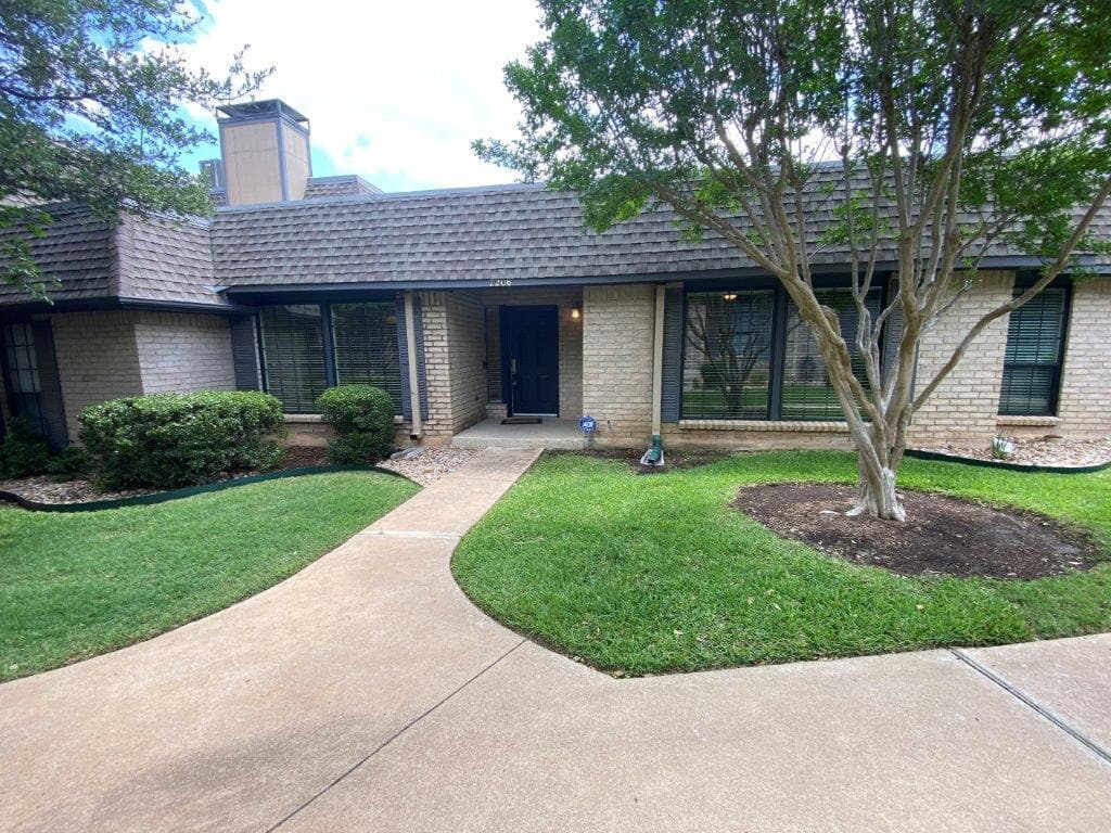 7206 Chimney Cors
