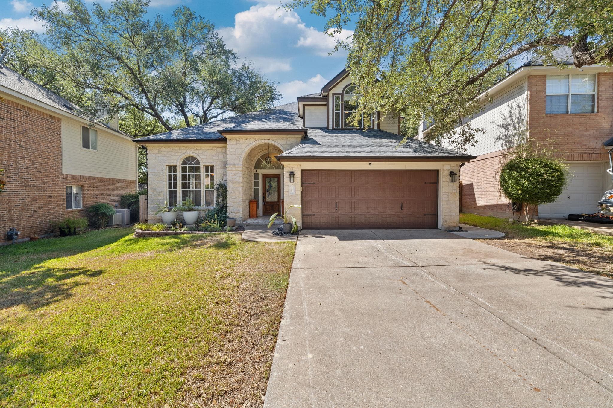 2211 Spring Hollow Path