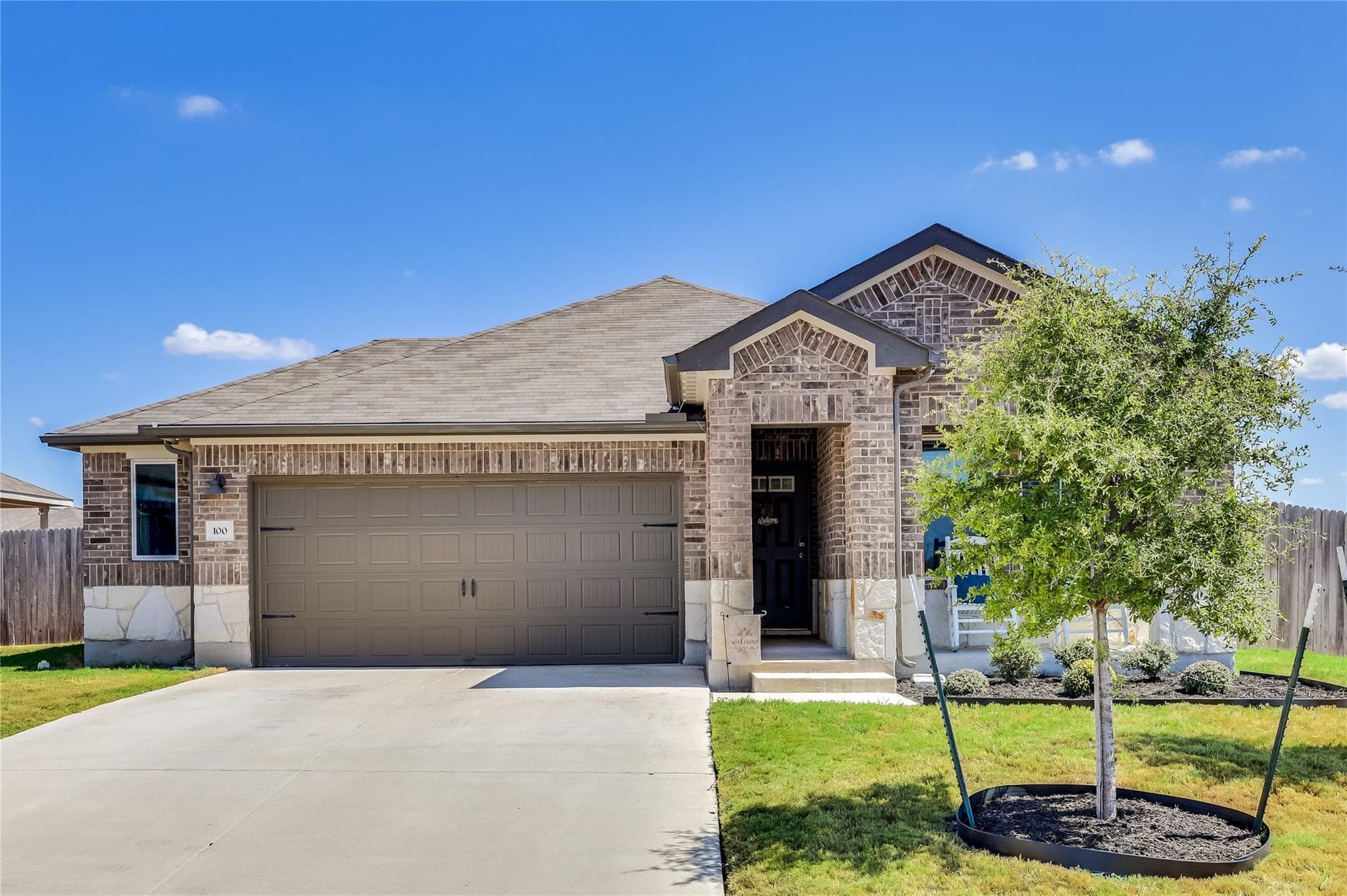100 Contrada Grace Ln