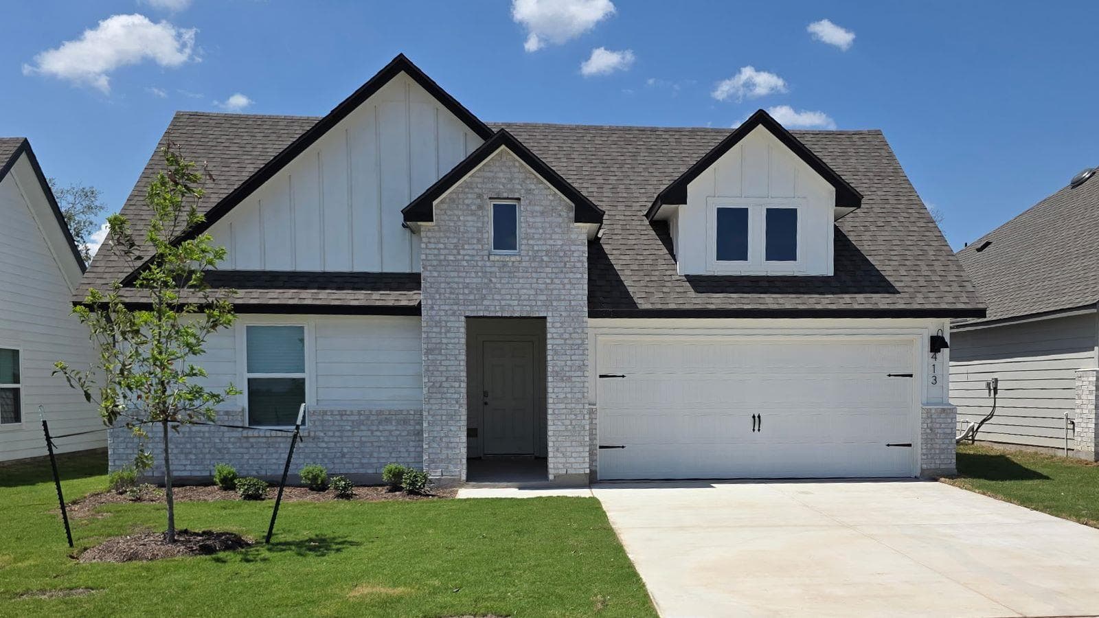 413 Hector Loop