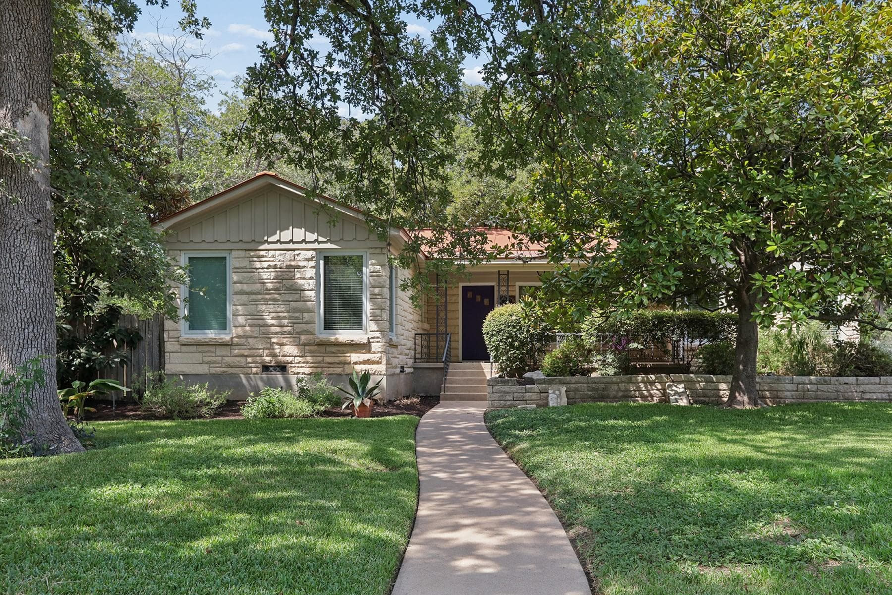 4204 Wildwood Rd
