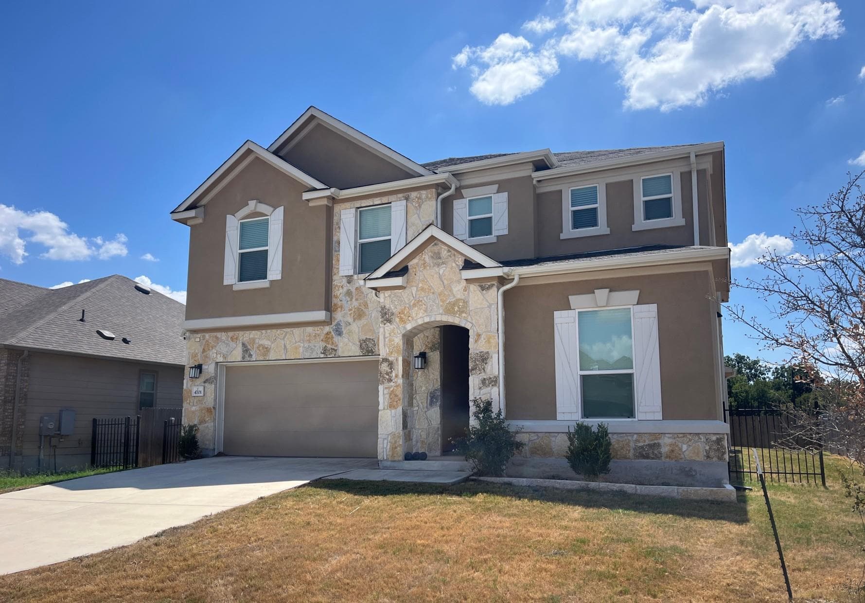 4701 Cressal Dr