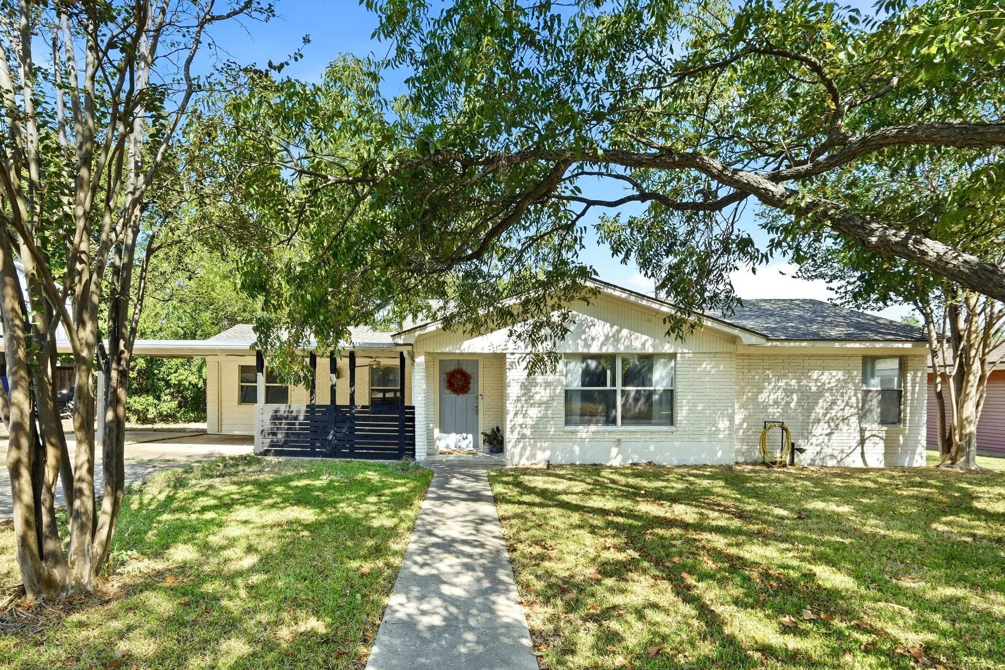 904 Kirk St