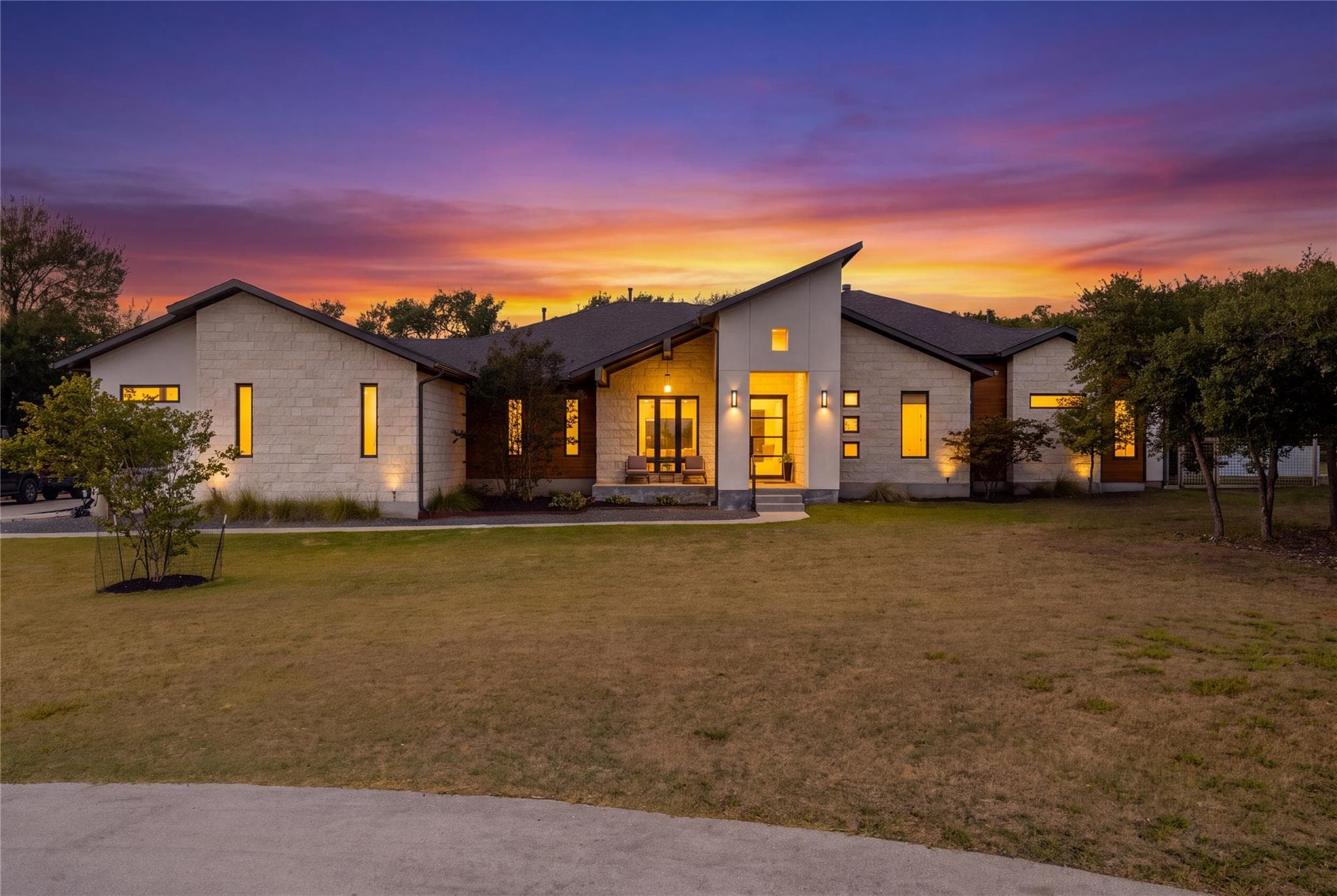 200 Quarter Horse Ln