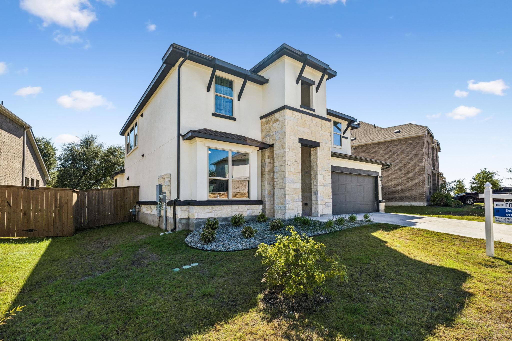 1506 Garrett Oaks Ln