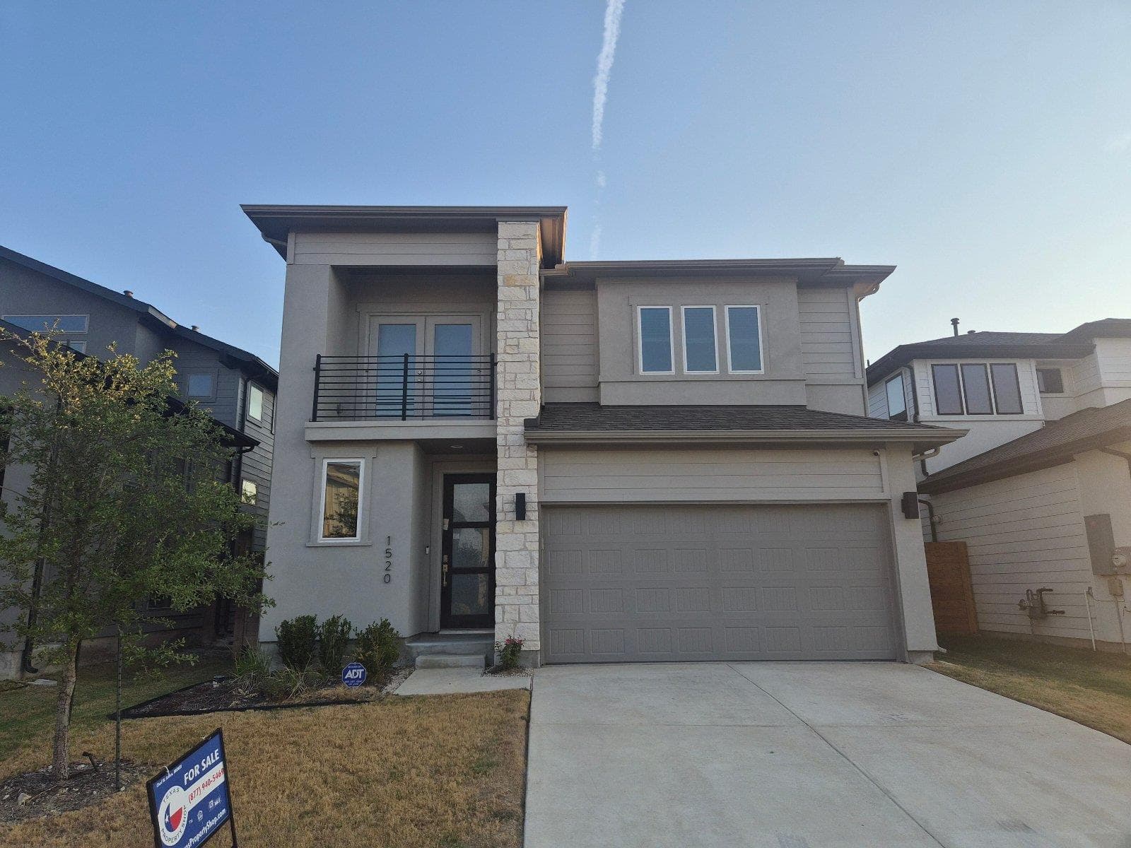 1520 Seeger Dr #2
