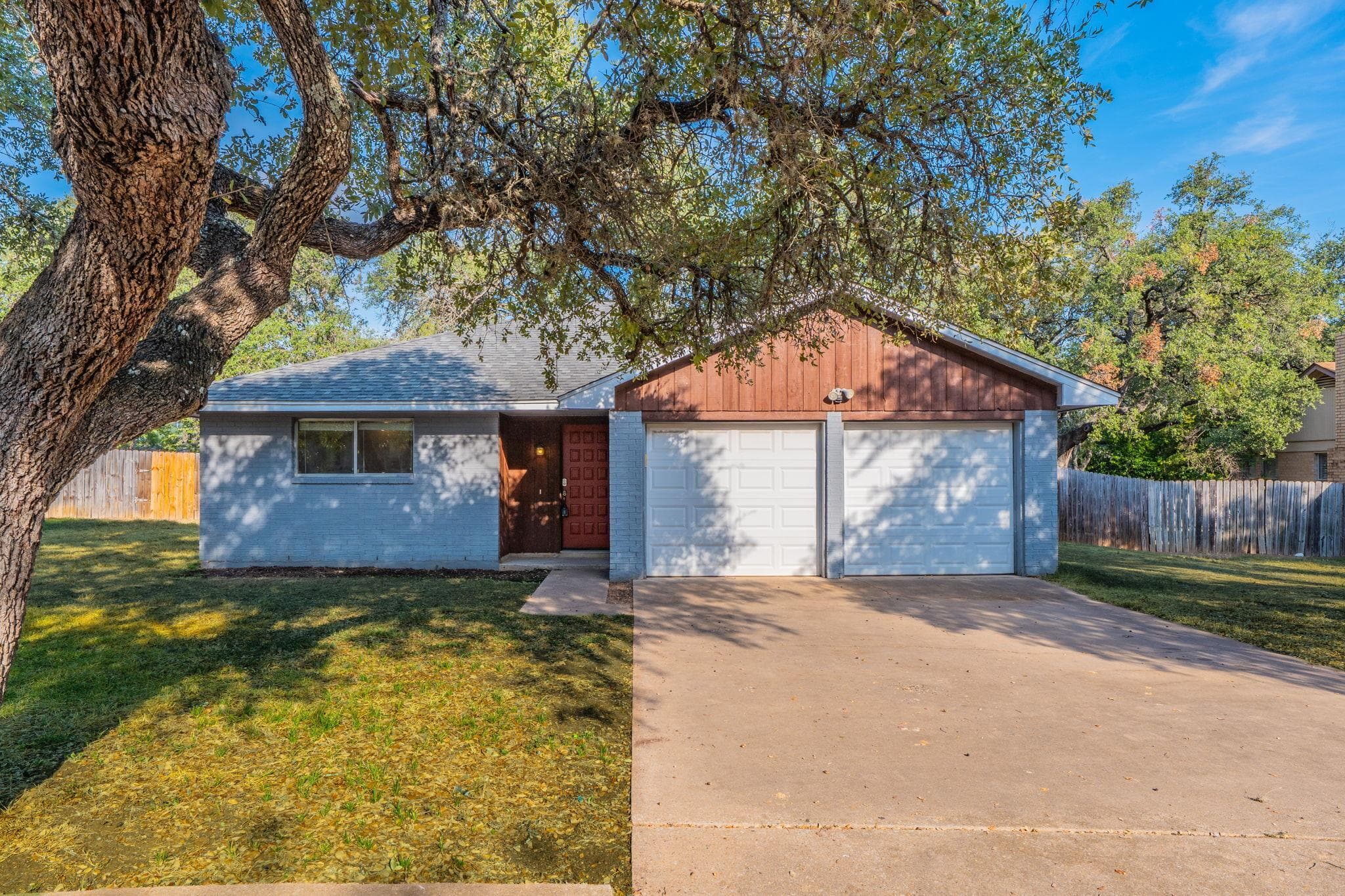 5628 Wagon Train Rd