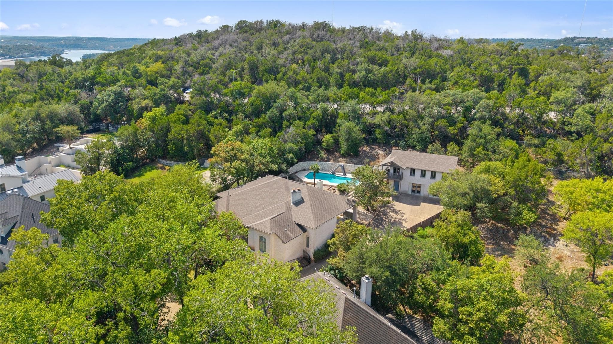 3904 Bonnell Dr