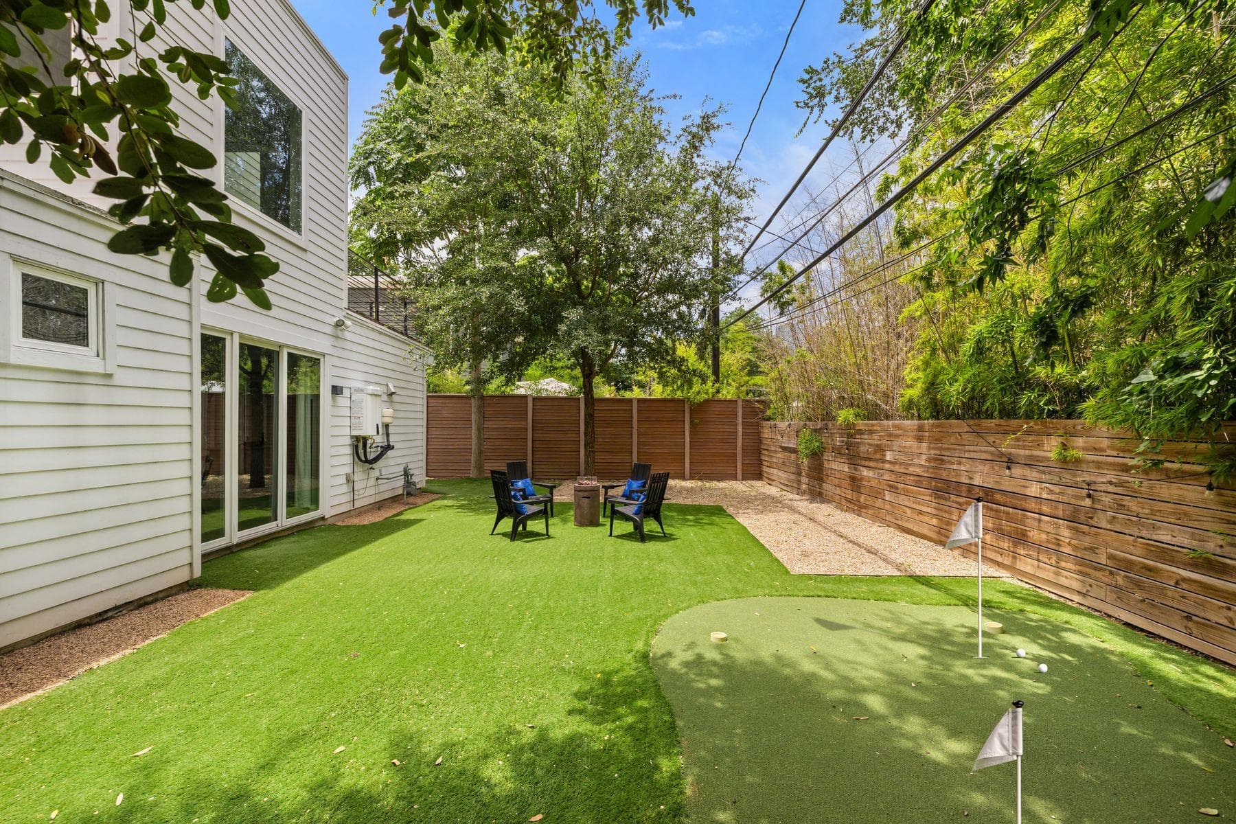 1604 Haskell St #2